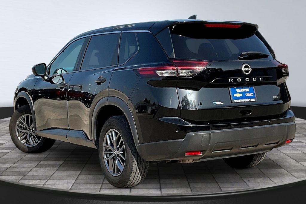 2024 Nissan Rogue S - 4