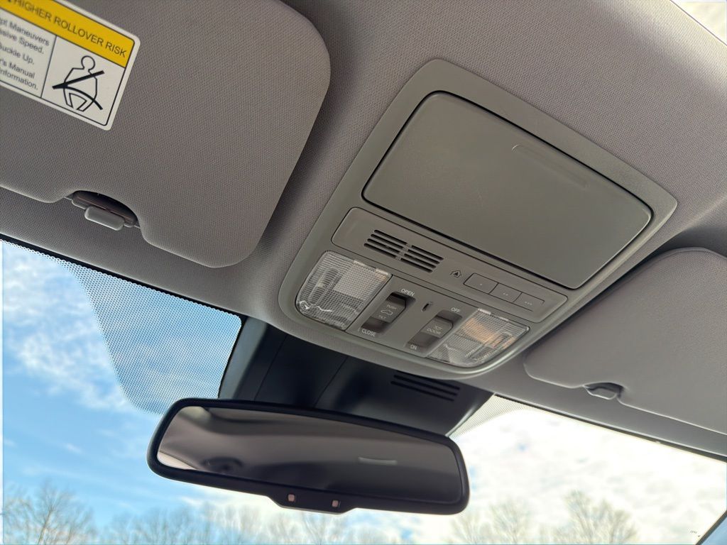 Thumbnail: 2017 Honda CR-V - 14