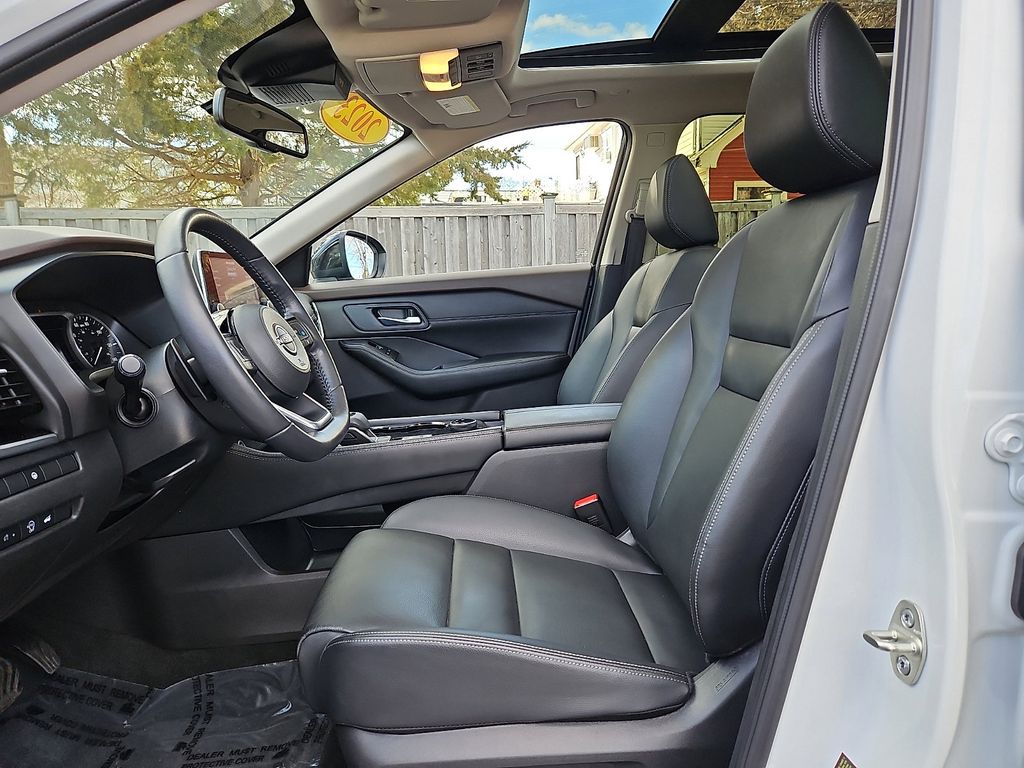 Thumbnail: 2023 Nissan Rogue - 14