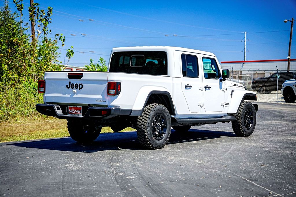 New Car 2025 Jeep Gladiator  For Sale Under $50,000 In Taylor, Texas