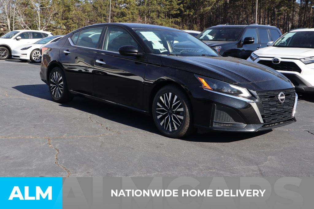 2023 Nissan Altima 2.5 SV photo 4