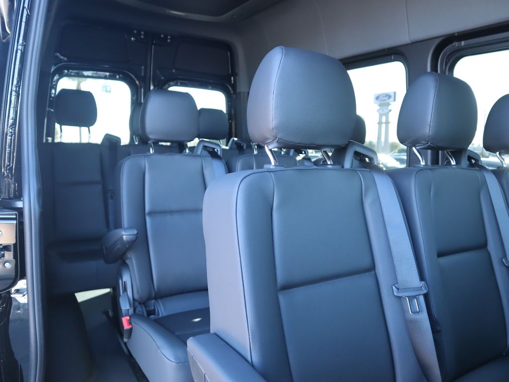 Thumbnail: 2026 Mercedes-Benz Sprinter - 27