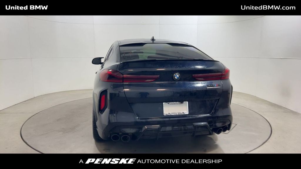 2022 BMW X6 M 7