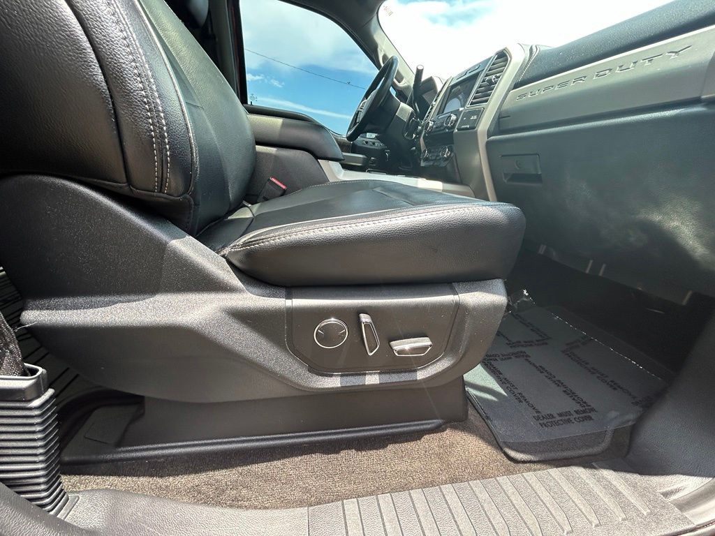 Used 2017 Red Ford Lariat image 28