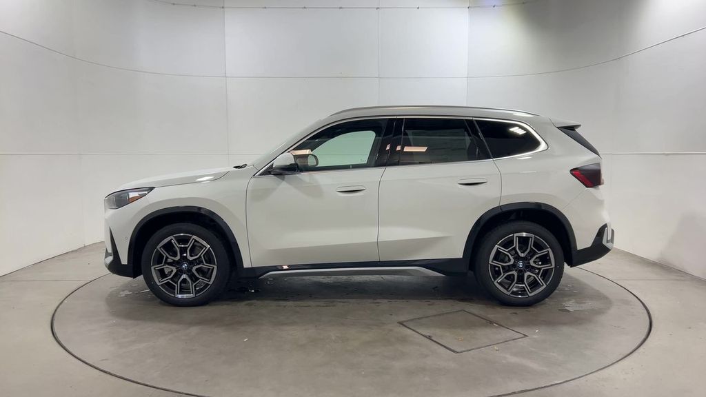 Thumbnail: 2025 BMW X1 - 5