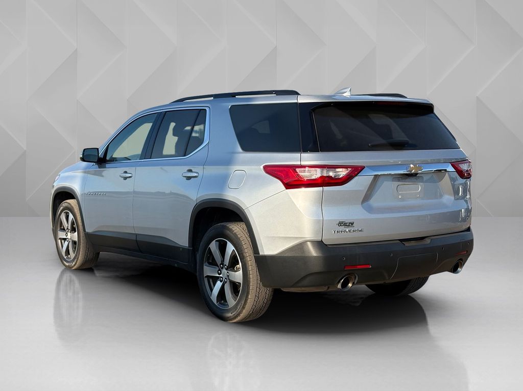 2019 Chevrolet Traverse 3LT Silver at North Houston Mitsubishi