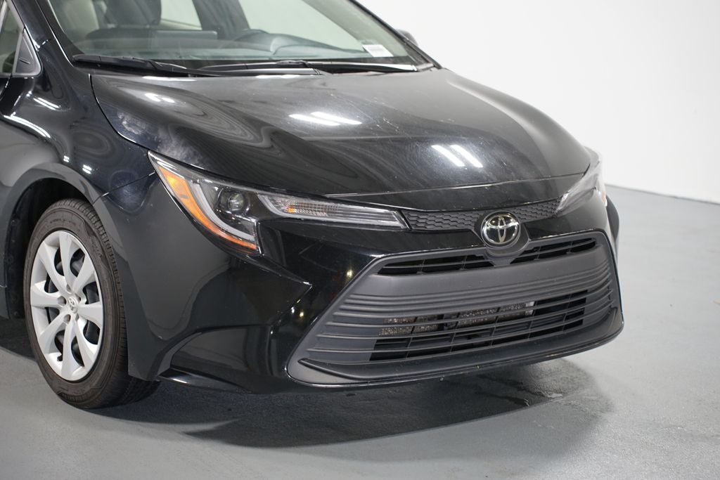 Thumbnail: 2023 Toyota Corolla - 4