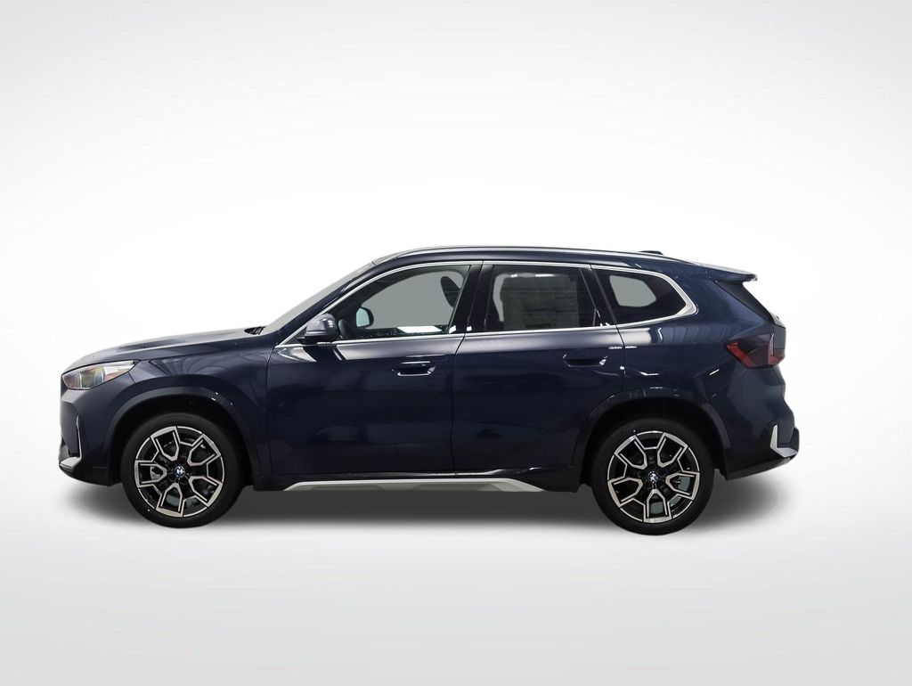 Thumbnail: 2026 BMW X1 - 2