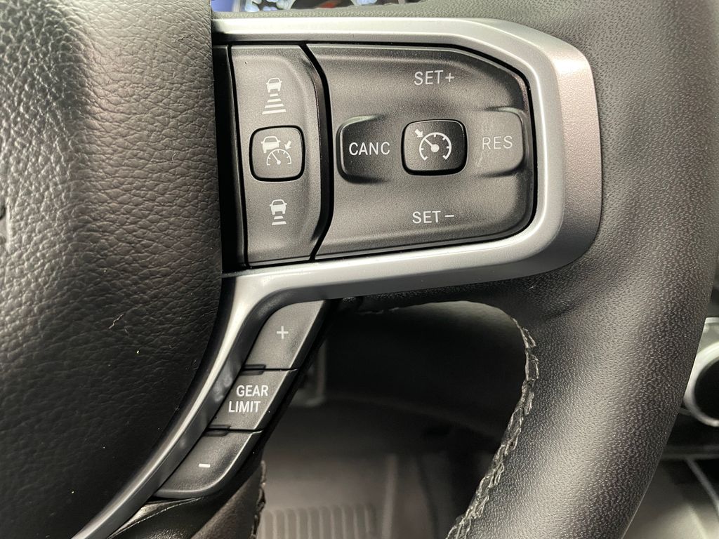 Thumbnail: 2025 RAM 1500 - 23