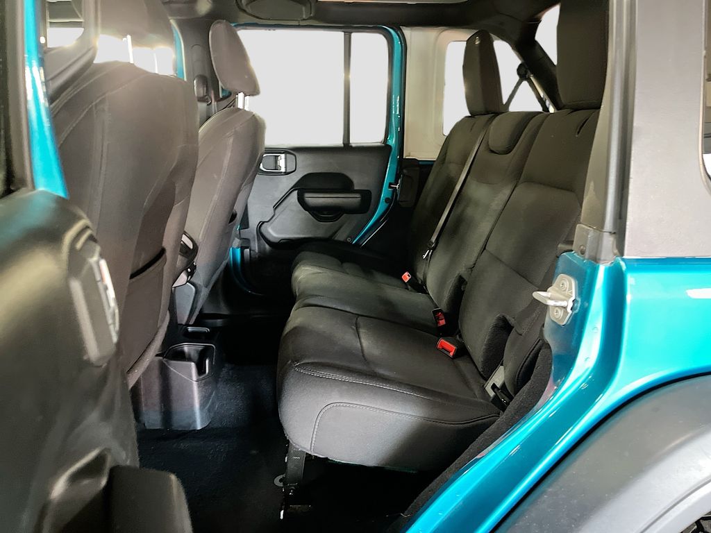 Used 2020 Bikini Pearlcoat Jeep Unlimited Sport S image 22