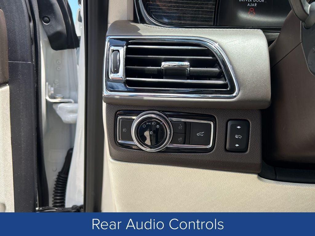 2021 Lincoln Navigator L Black Label