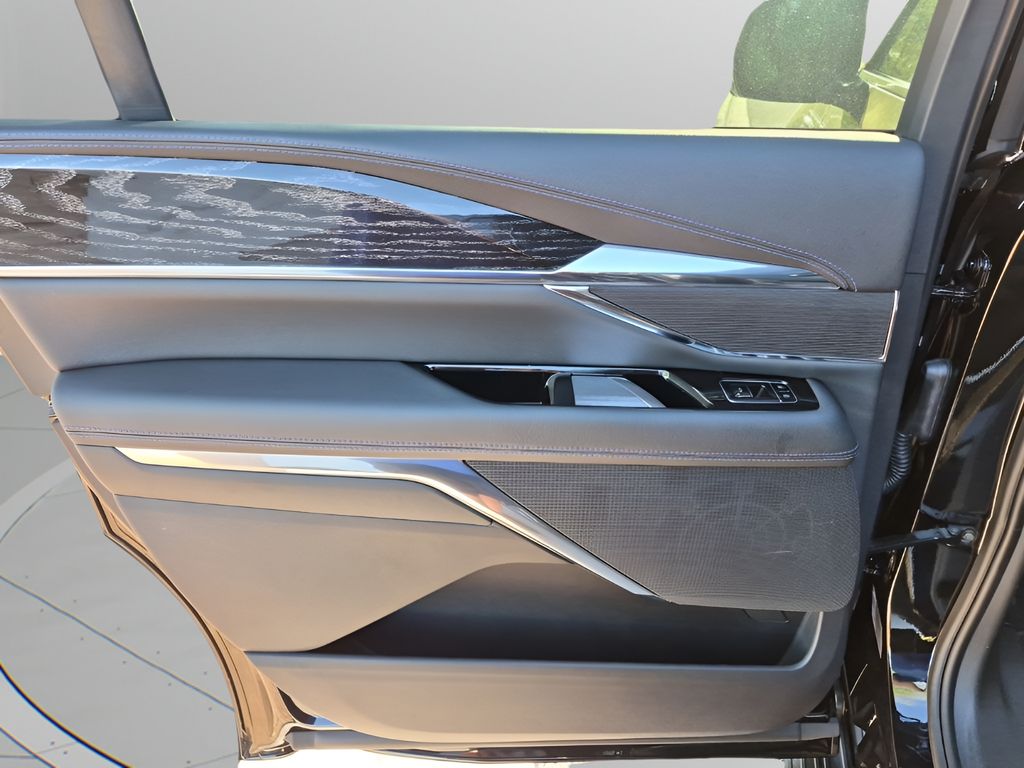 Used Car 2025 Cadillac Escalade Iq  Sport 1 For Sale Under $110,000 In Austin, Texas