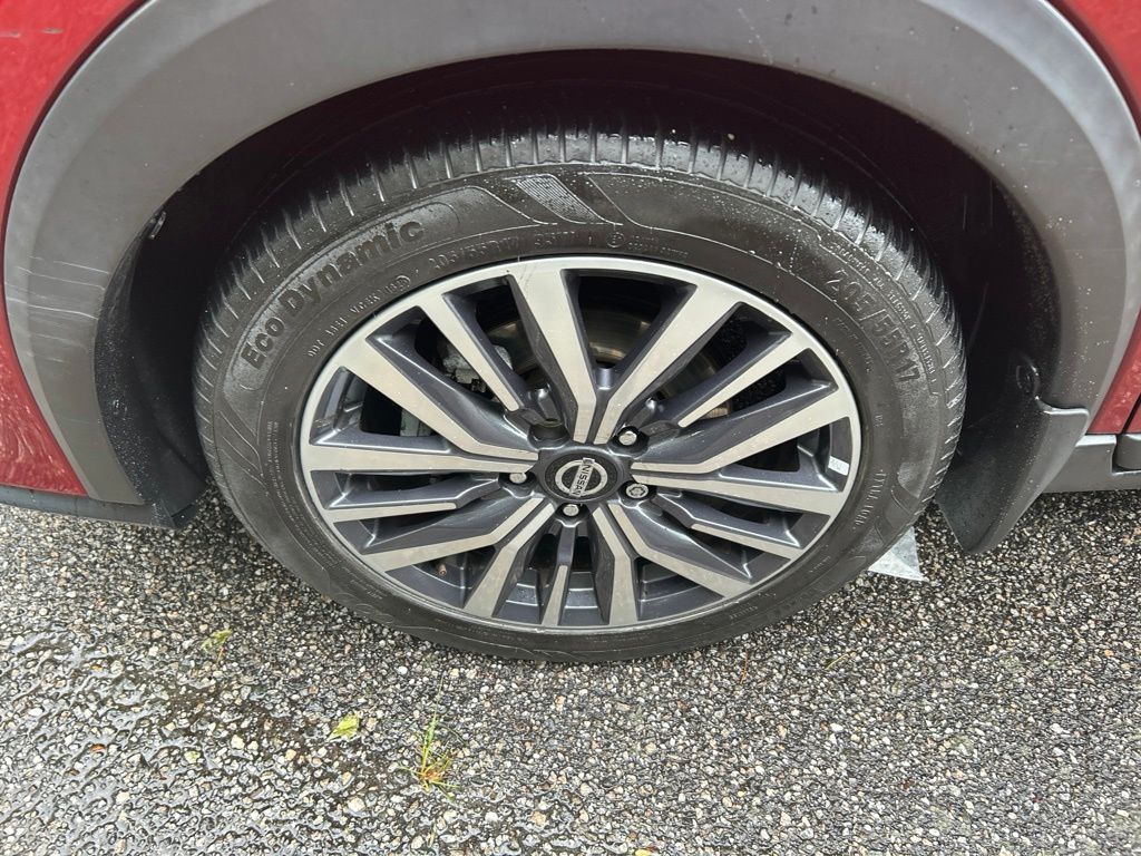 Used 2021 Red Nissan SV image 12