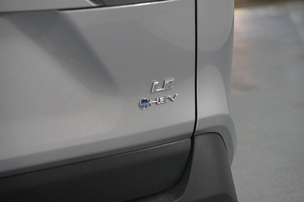 Thumbnail: 2025 Toyota RAV4 - 10