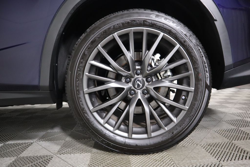 2022 Lexus RX 350 Sport Handling 32
