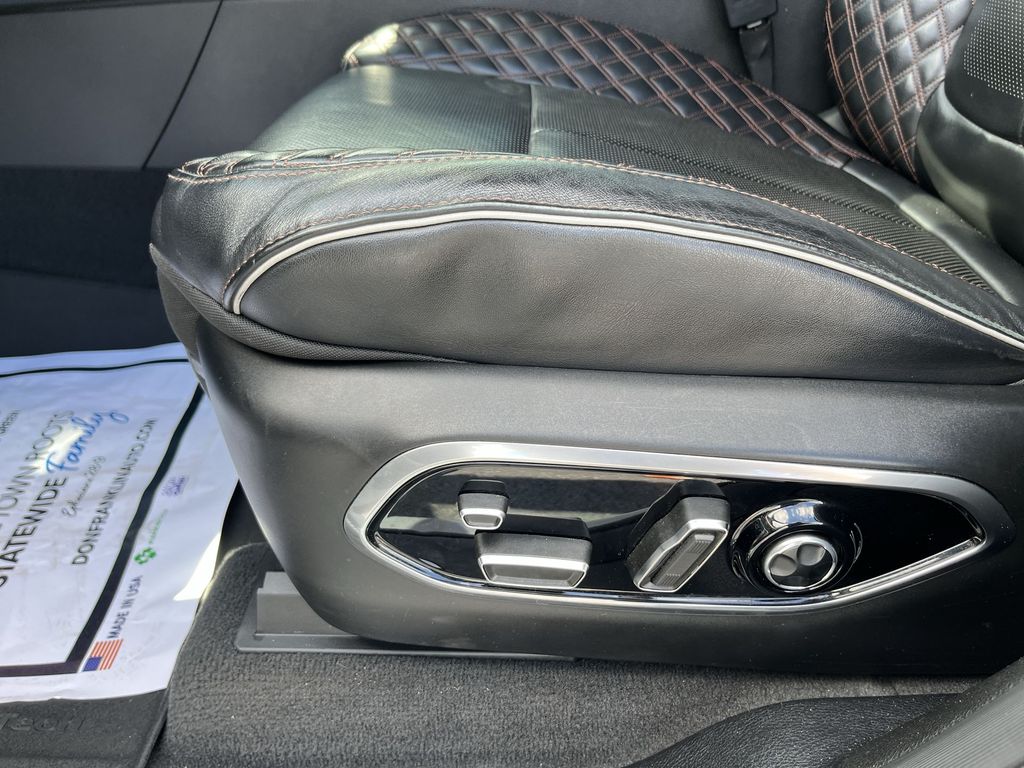 Used 2021 Silver Jeep Summit image 18