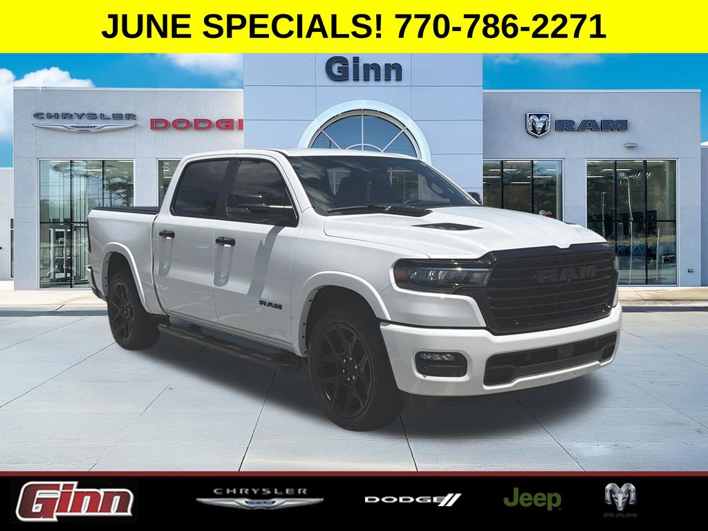 2025 RAM 1500 Laramie Crew Cab 4WD