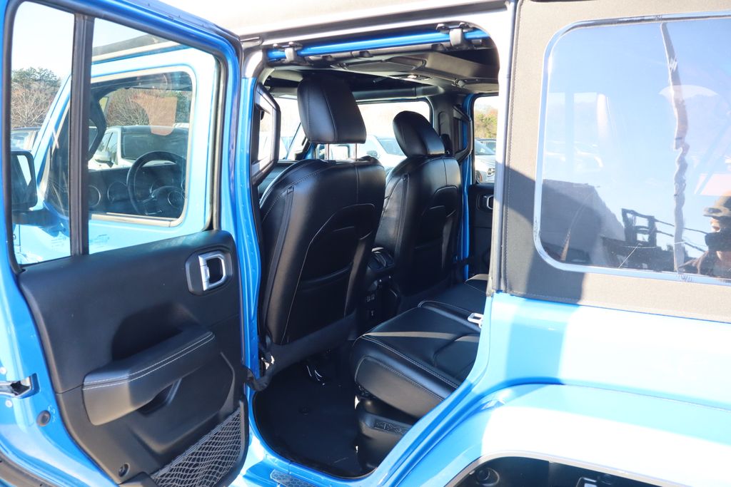 2021 Jeep Wrangler Unlimited Sahara 4xe 25