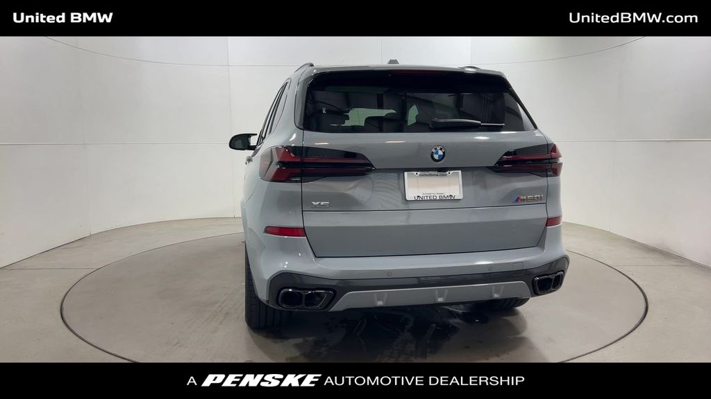 2026 BMW X5 M60i 7