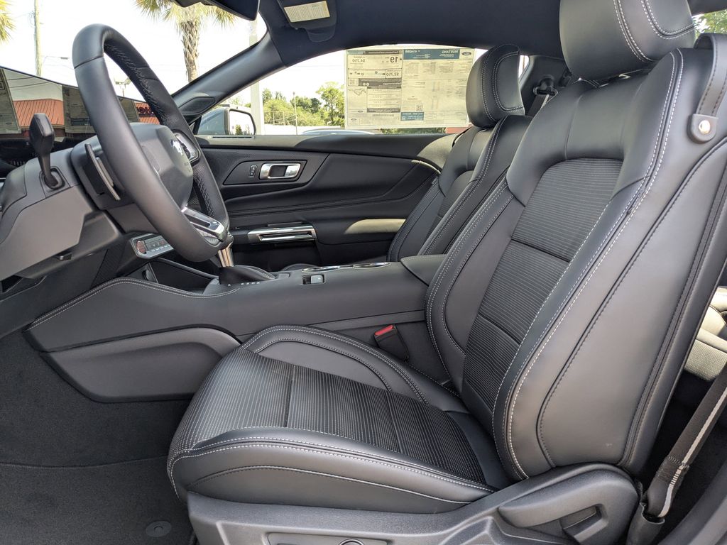 2025 Ford Mustang GT Premium Fastback
