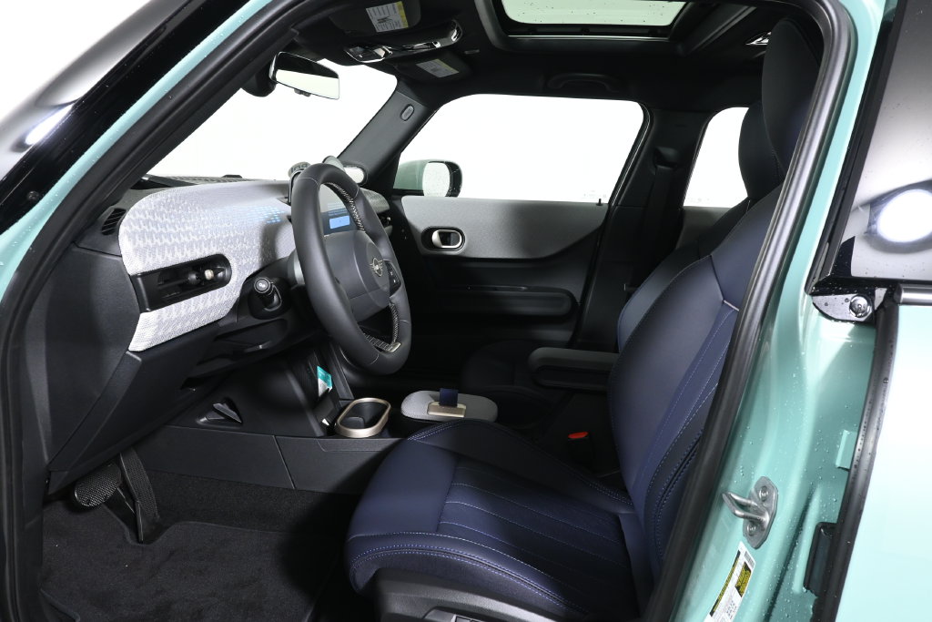 Thumbnail: 2027 MINI Cooper - 3