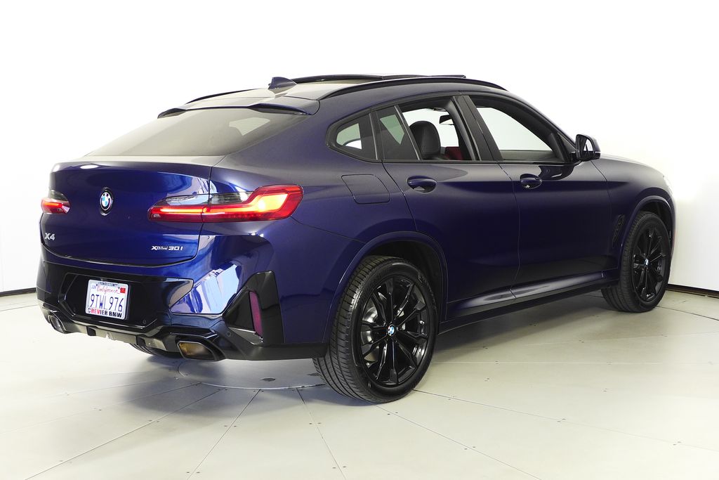 Thumbnail: 2025 BMW X4 - 7