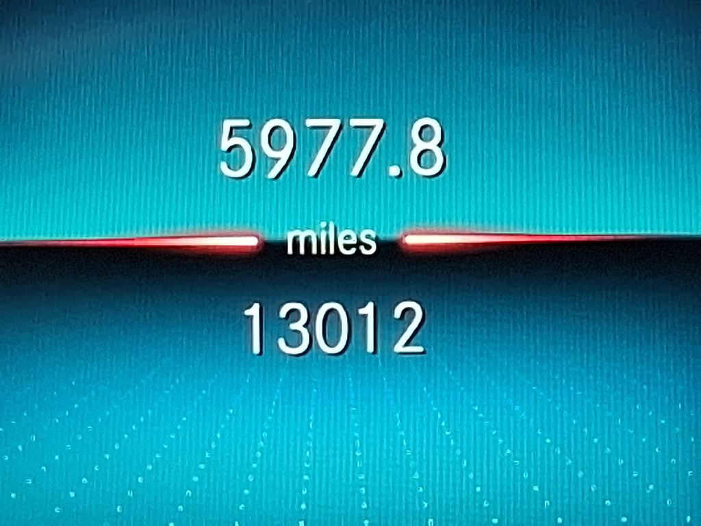 Thumbnail: 2022 Mercedes-Benz GLB - 21