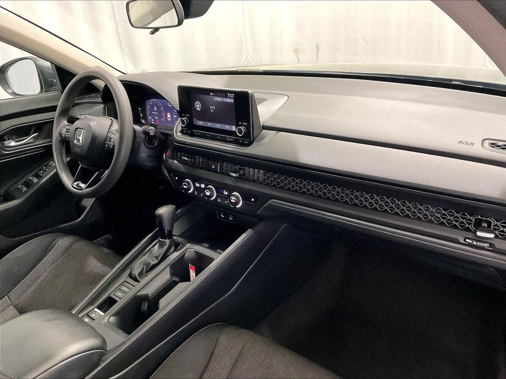 2024 Honda Accord — photo 14