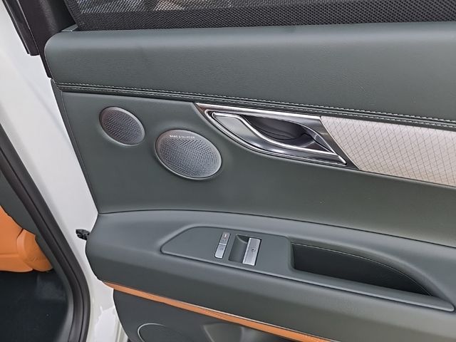 2025 Genesis GV80 3.5T 29