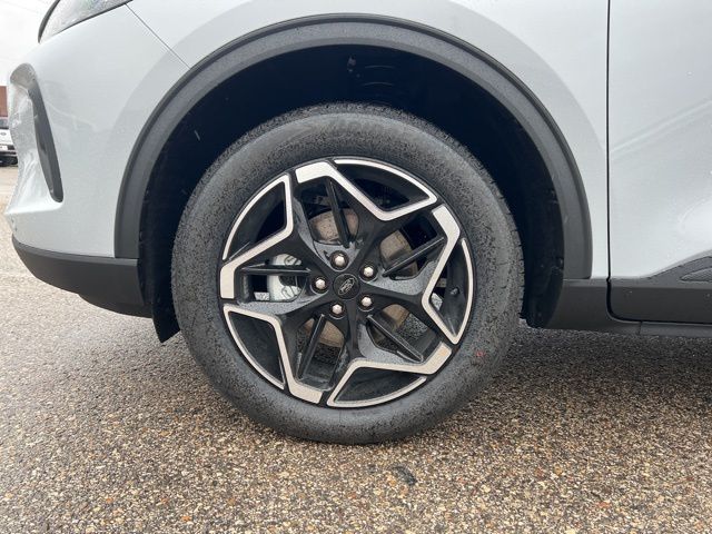 2026 Ford Escape Hybrid