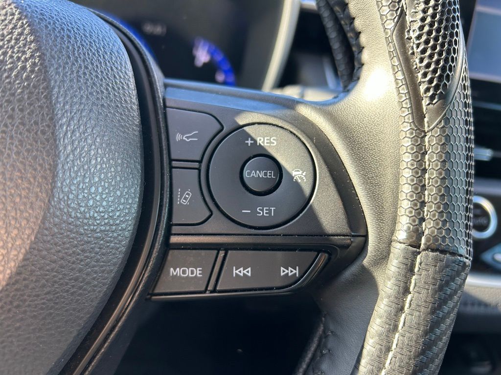 Thumbnail: 2022 Toyota Corolla - 19