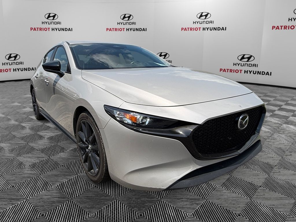 Gray (Platinum Quartz Metallic) 2025 Mazda MAZDA3 Hatchback Front-Wheel Drive 6-Speed Automatic