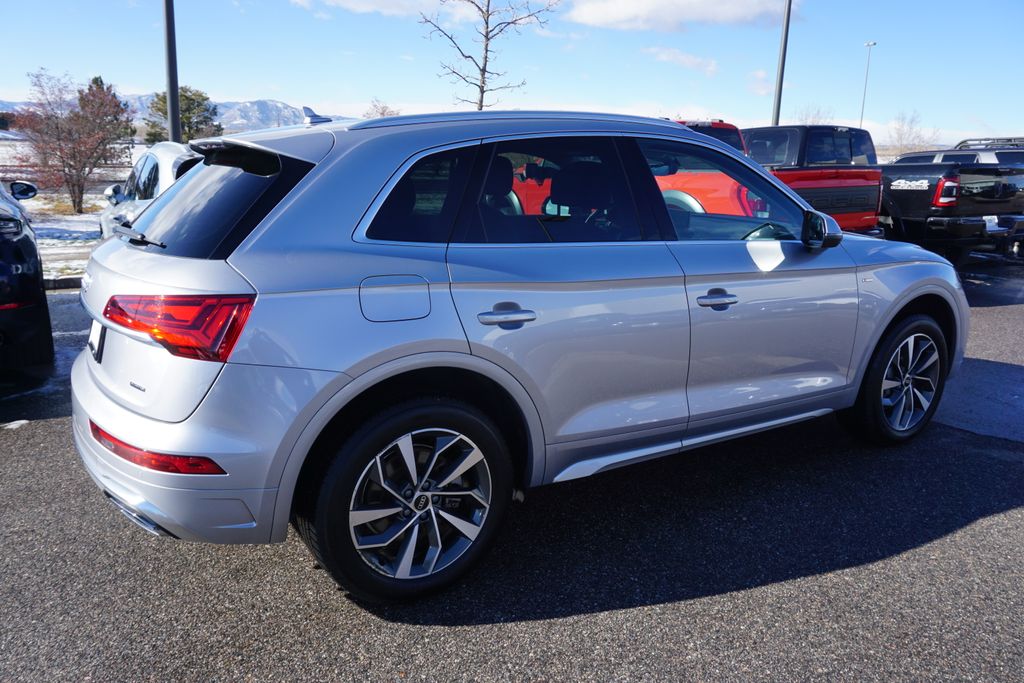 2022 Audi Q5 45 S line Premium Plus 4