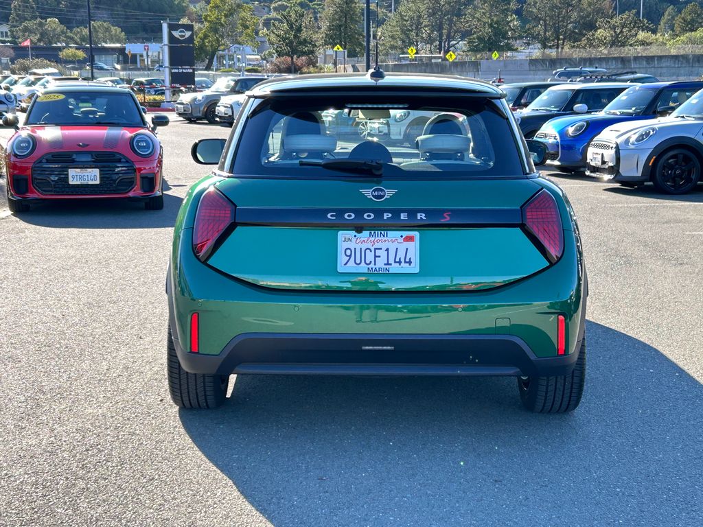 Thumbnail: 2025 MINI Cooper - 4