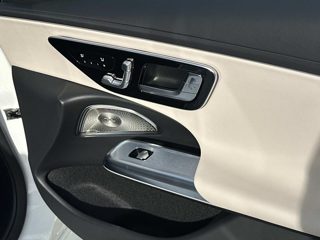 Thumbnail: 2026 Mercedes-Benz E-Class - 10