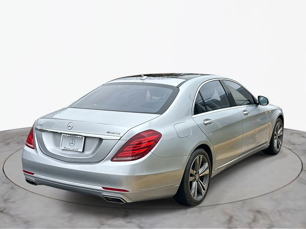 Thumbnail: 2016 Mercedes-Benz S-Class - 9