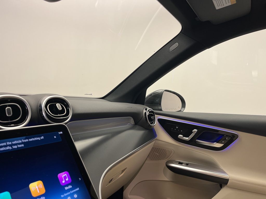 Thumbnail: 2026 Mercedes-Benz GLC - 21