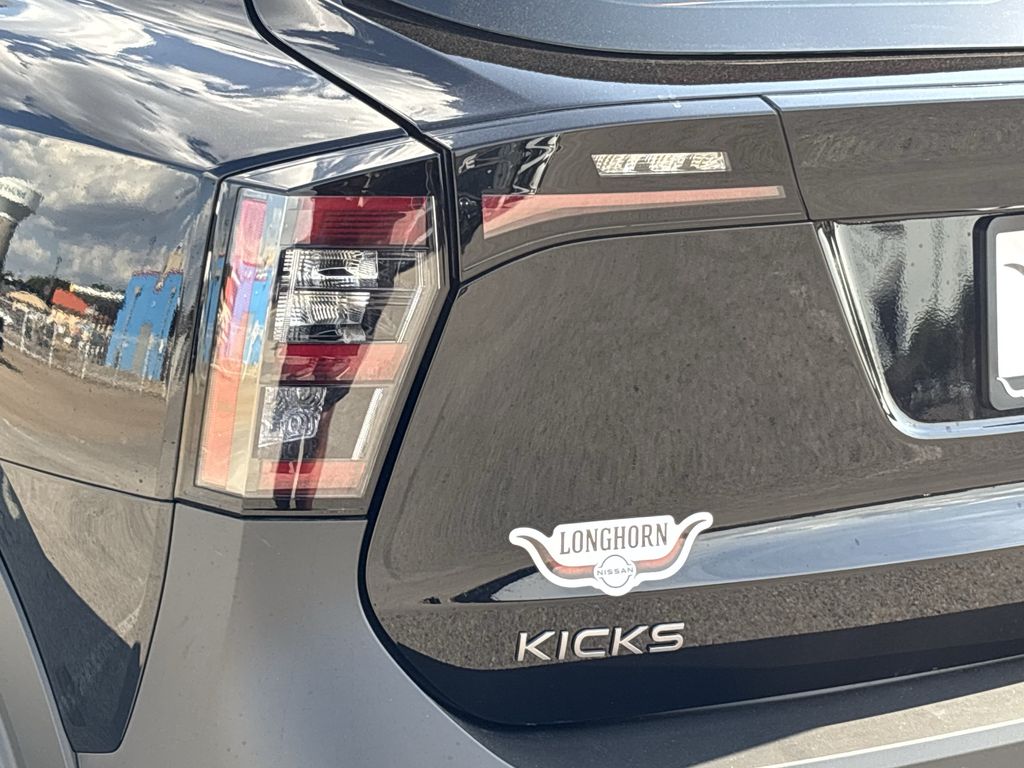 New 2026 Nissan Kicks SUV