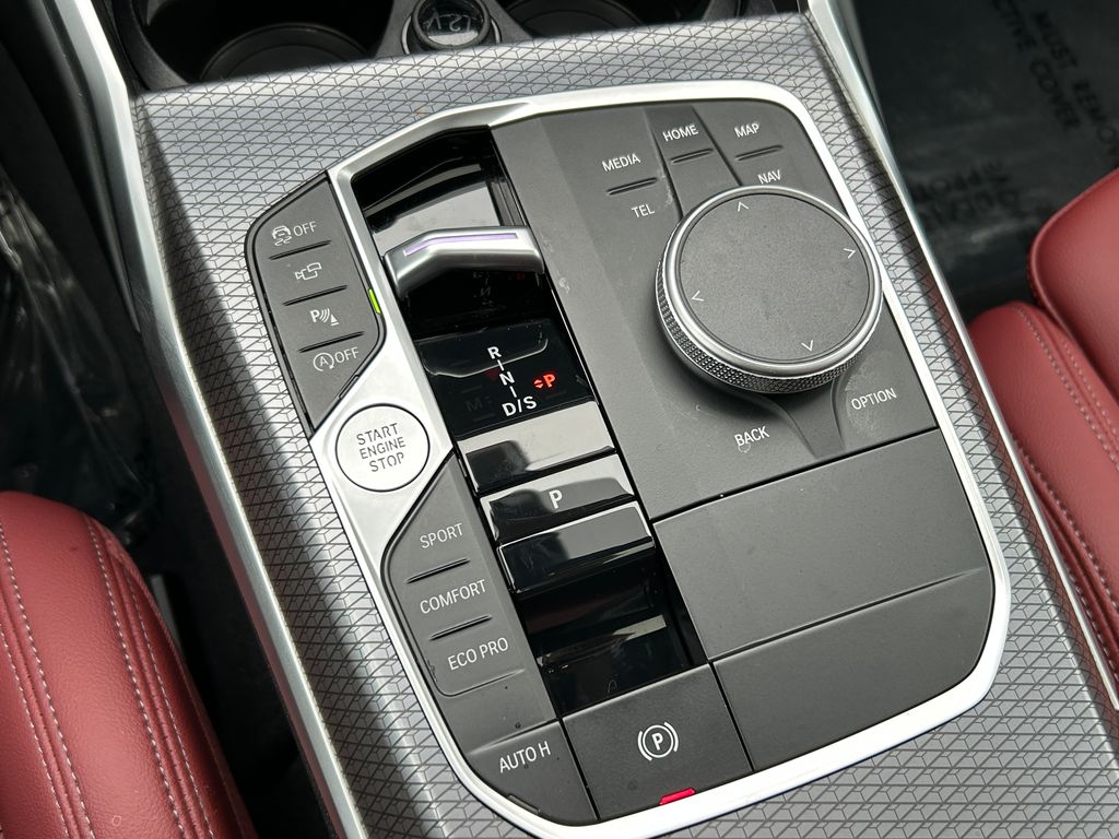 Thumbnail: 2025 BMW 4 Series - 28