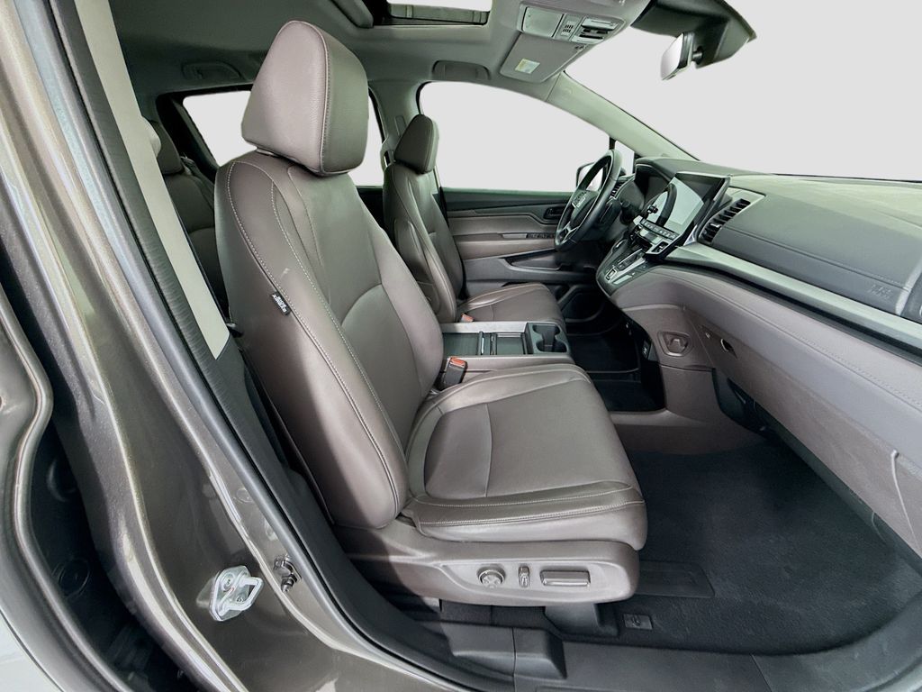 Thumbnail: 2022 Honda Odyssey - 20