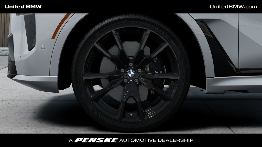Thumbnail: 2027 BMW X7 - 7