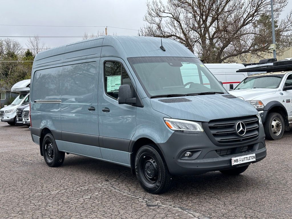 2024 Mercedes-Benz Sprinter 2500 Cargo 144 WB 6