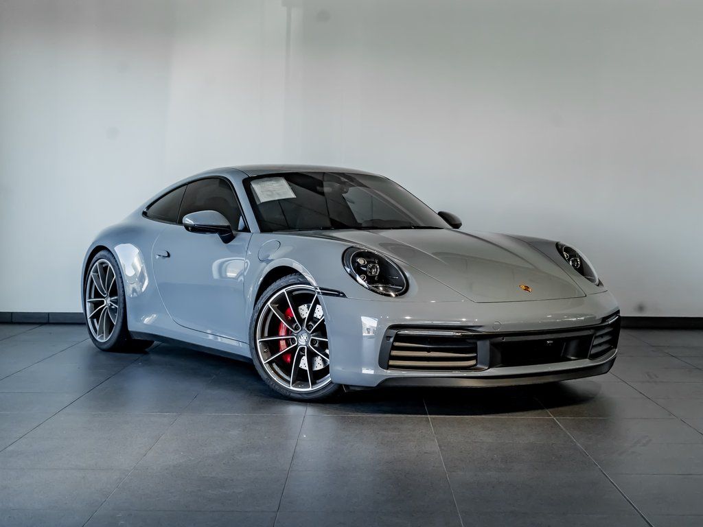 Certified Used 2024  Porsche Carrera 4S image 9
