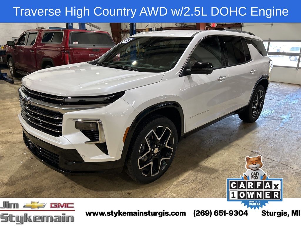 White (Iridescent Pearl Tricoat) 2025 Chevrolet Traverse High Country 4WD SUV / Crossover Four-Wheel Drive 8-Speed Automatic