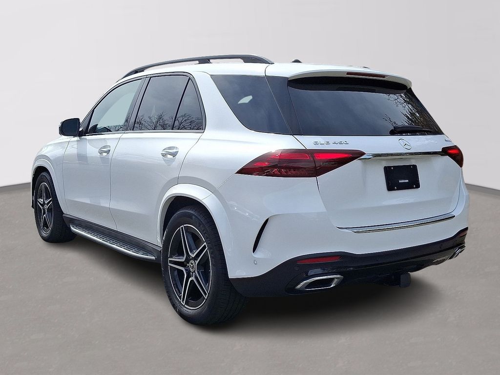 Thumbnail: 2026 Mercedes-Benz GLE - 6