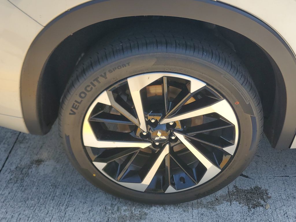 used 2023 Mitsubishi Outlander car, priced at $22,995