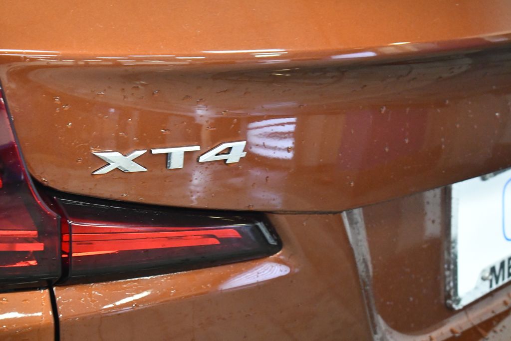 Thumbnail: 2019 Cadillac XT4 - 7