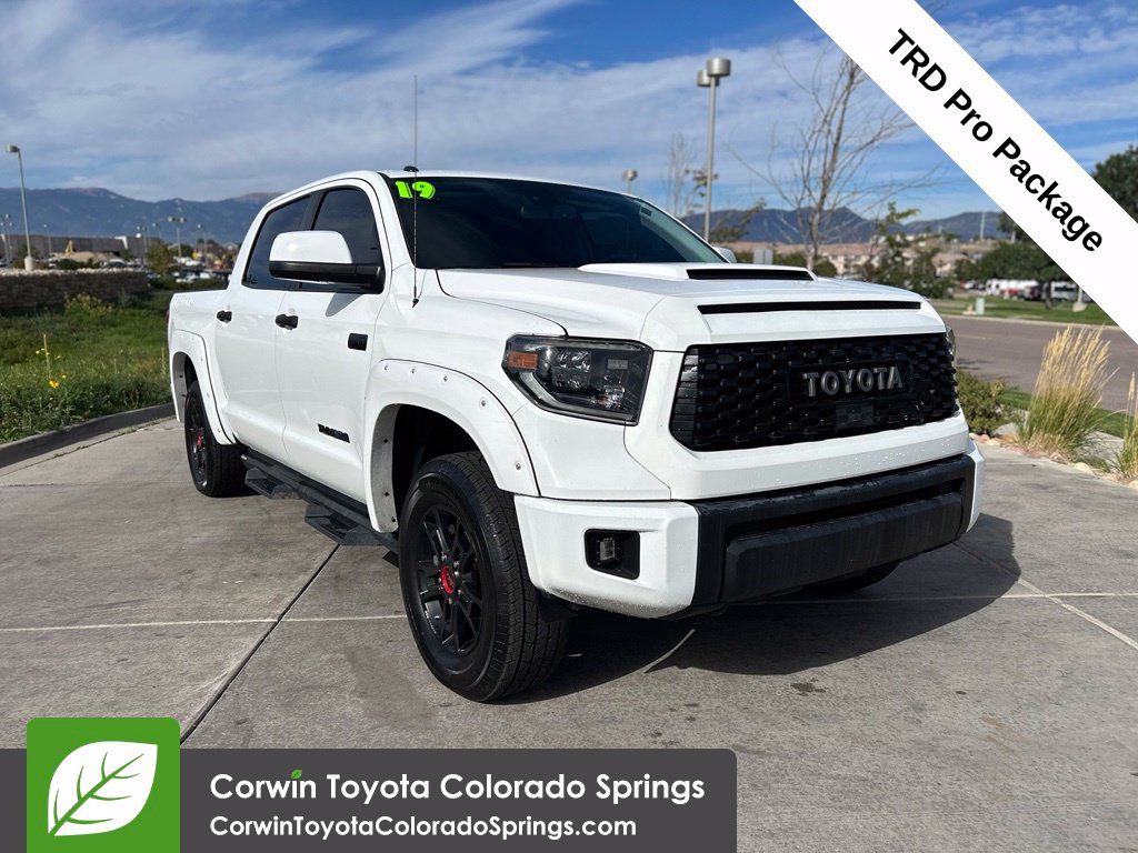 Super White 2019 Toyota Tundra Pickup Truck Four-Wheel Drive 6-Speed Automatic