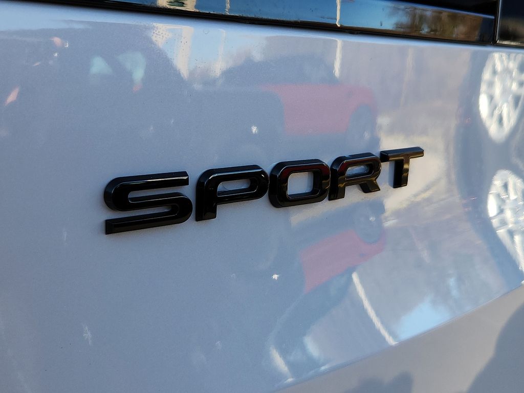 Thumbnail: 2026 Land Rover Range Rover Sport - 11