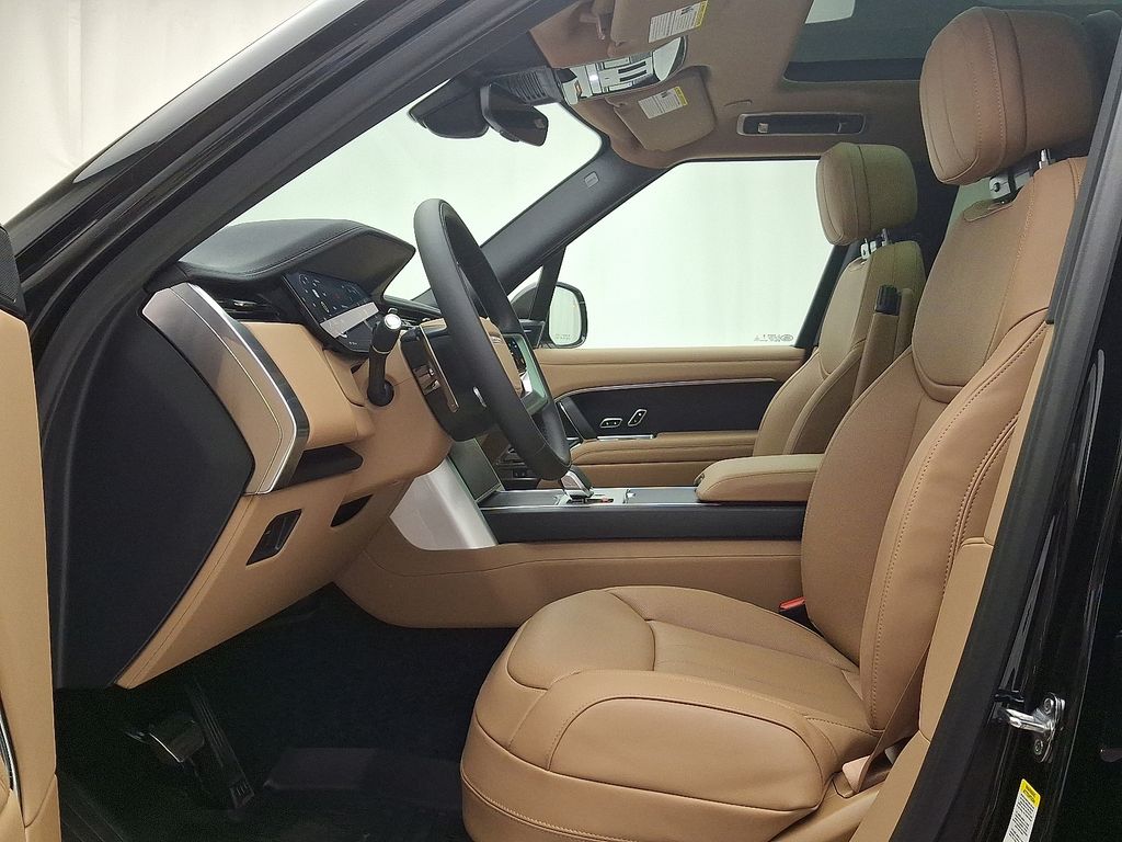 Thumbnail: 2026 Land Rover Range Rover - 10
